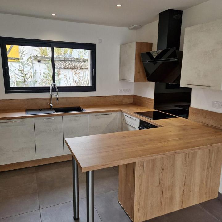 Intervention pour la rénovation de maisons à Veyre-Monton