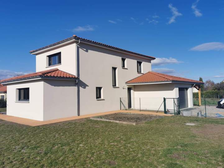 Maison individuelle sur la commune des Martres de Veyre (3)