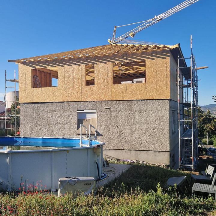 Professionnel de la surélévation de maison à Veyre-Monton