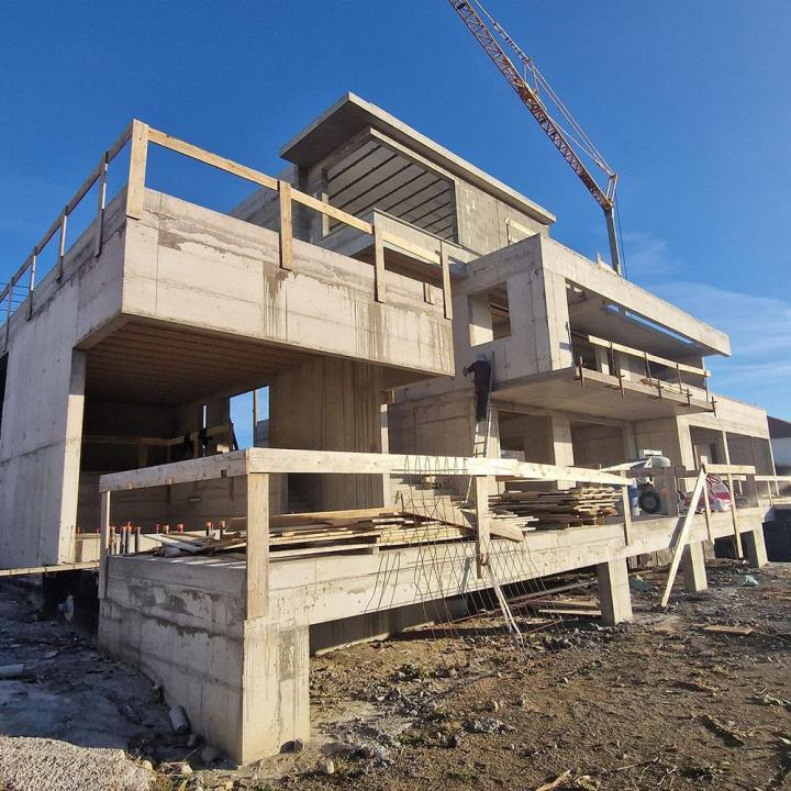 Service complet en matière de construction de maison à Veyre-Monton